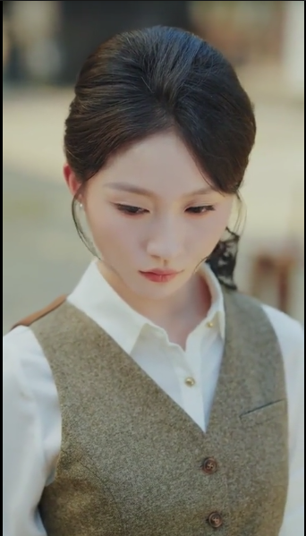 Cover image for 🎬 Too Late! My Heart Is Taken: A Revenge Romance Done Right